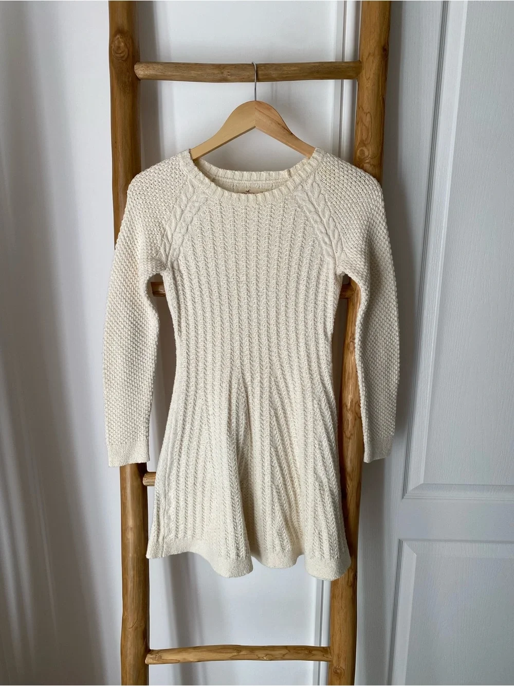 Hollister Cream Cable Knit Textured Sweater Mini Dress Sz XS Long Sleeves Boho